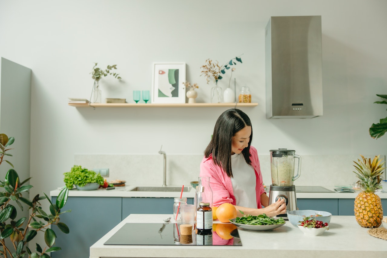 5 Best Supplements For Women Over 40